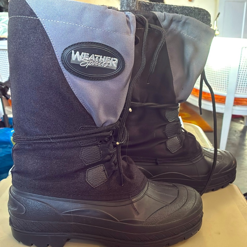 Weather Spirits Snowboot